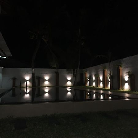 Brisa Marina Hotel Negombo Ngoại thất bức ảnh